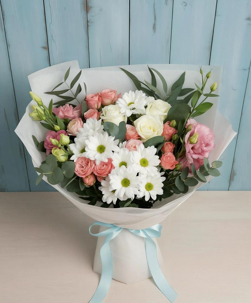 Букет цветов из: Розы, Лизиантусы и Хризантемы в Средний Икорец
