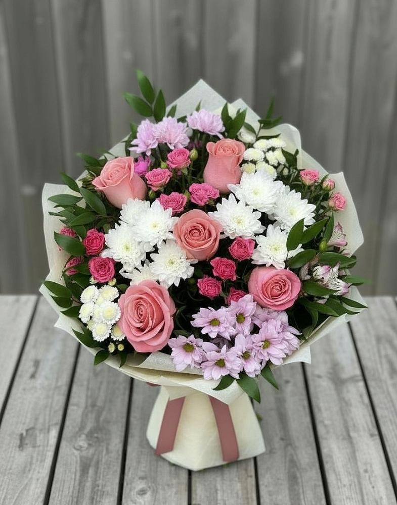 Букет цветов из: Альстромерии, Гвоздики, Розы и Хризантемы в Средний Икорец