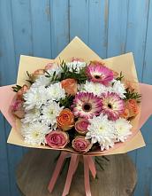 Букет цветов из:  Розы, Герберы и Хризантемы #REPLACE_PRED# Средний Икорец
