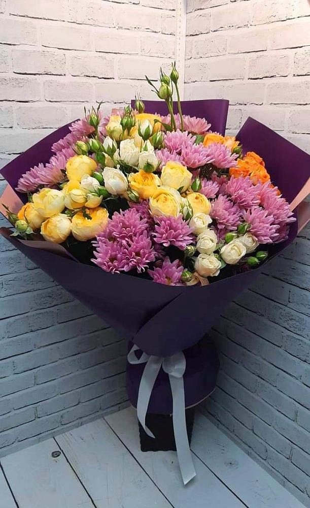 Букет цветов из: Хризантемы и Розы в Средний Икорец