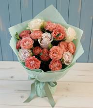 Букет цветов из:  Розы в Средний Икорец