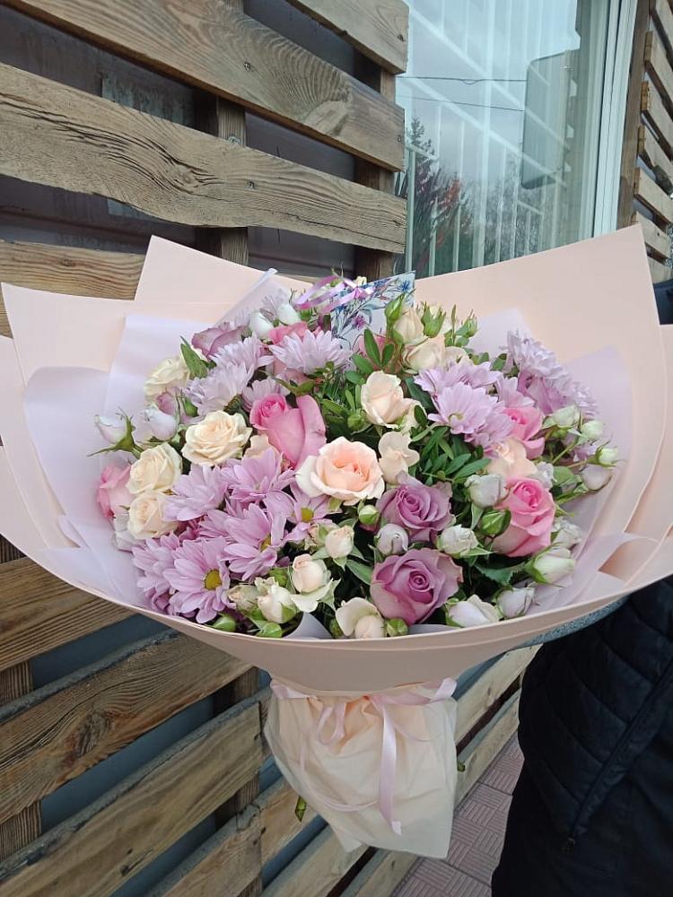 Букет цветов из: Розы и Хризантемы в Средний Икорец