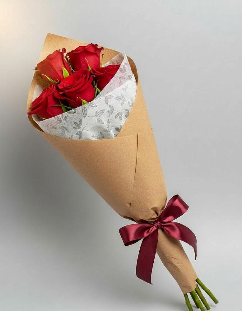 Букет цветов из: Розы в Средний Икорец