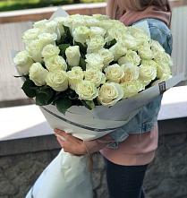 Букет 35 Белых роз #REPLACE_PRED# Средний Икорец