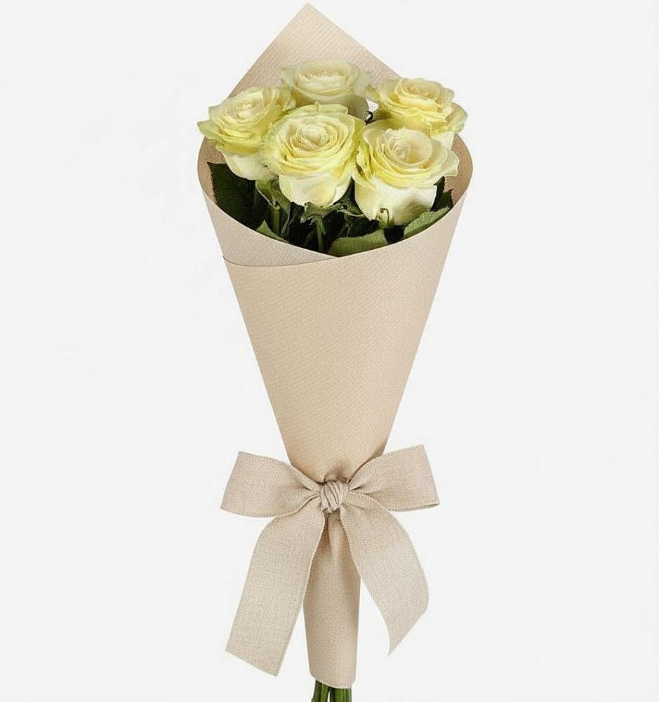 Букет цветов из: Розы в Средний Икорец