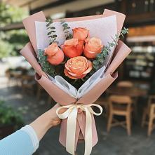 Букет цветов из:  Розы #REPLACE_PRED# Средний Икорец