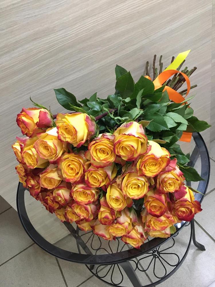 Букет Желтые розы в Средний Икорец