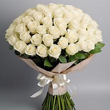 Букет 101 беля роза Белоснежка в Средний Икорец