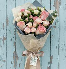 Букет цветов из:  Розы в Средний Икорец