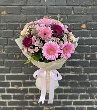 Букет цветов из:  Герберы и Хризантемы #REPLACE_PRED# Средний Икорец